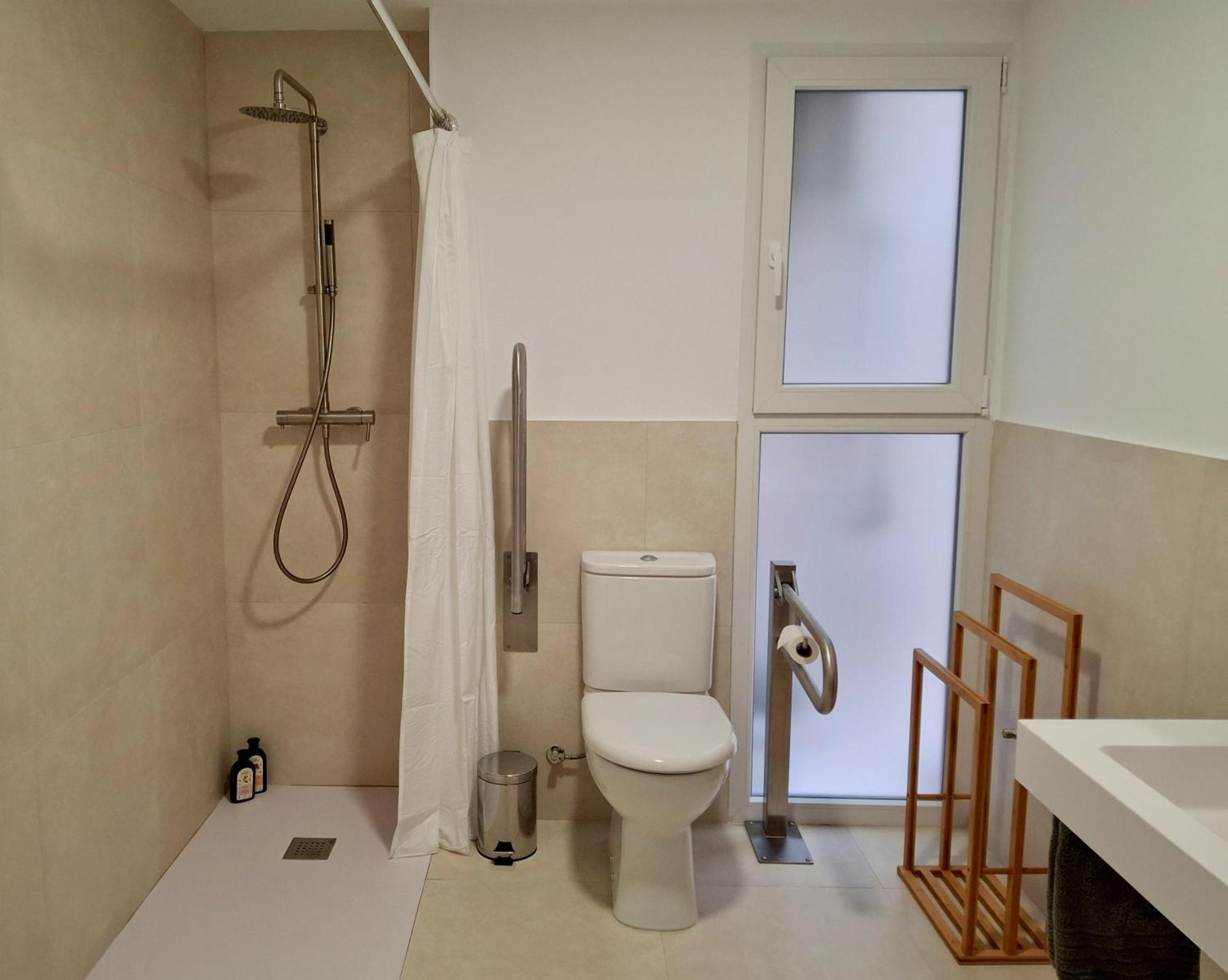 Bonito Apartamento De 2 Habitaciones Cerca De La Estacion Joaquin Sorolla Valencia Exterior foto